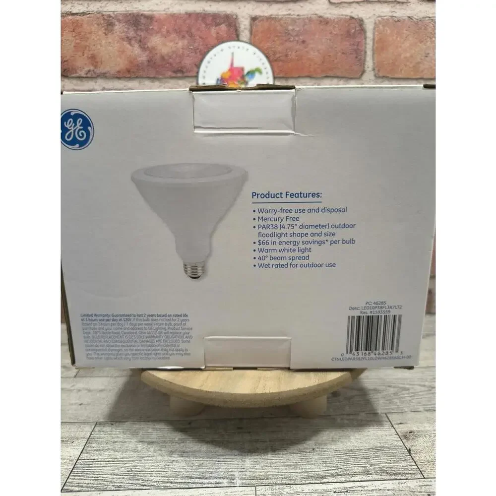 GE Basic LED 10W Spot Light Outdoor Warm White 90W 900 Lumens 2 Pack NIB